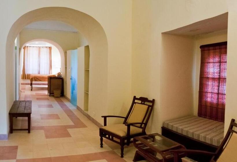 标准间, Neemrana S Tijara Fort Palace