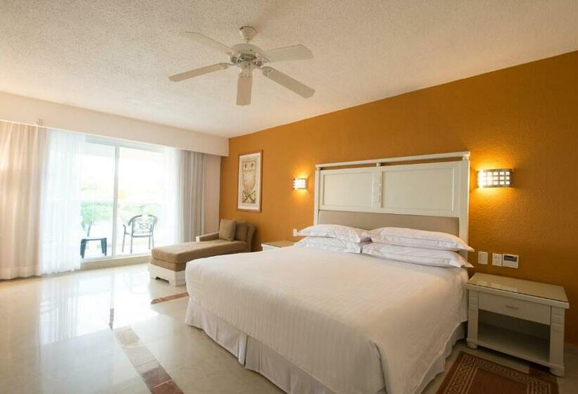 غرفة قياسية مزوَّدة بتراس, Occidental Costa Cancun  All Inclusive