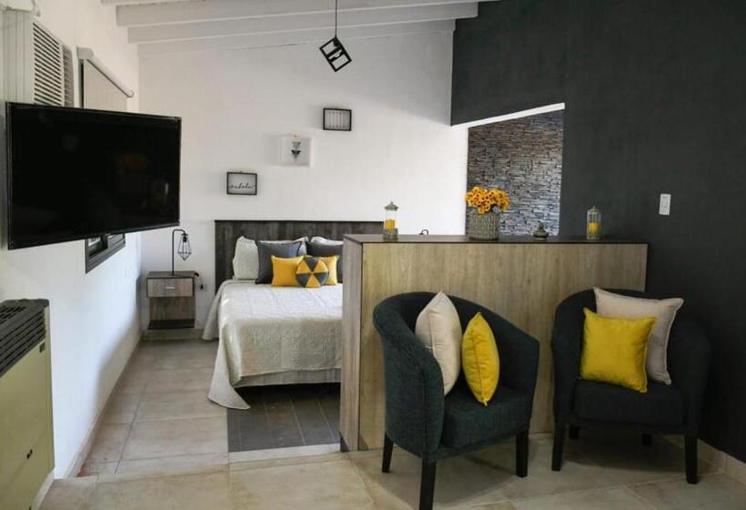 자쿠지 스위트, Aluleta Suites