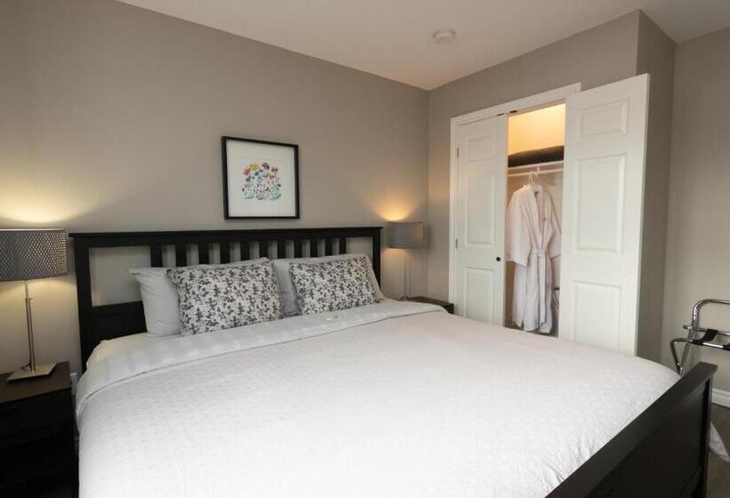 מיטת קינג בסוויטה, The Killick Inn & Suites