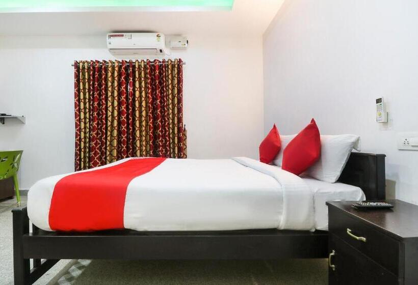 Номер Стандарт, Oyo 14270 Marottickal Residency