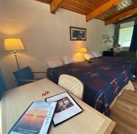 Номер Economy, Huron Sands Motel And Restaurant