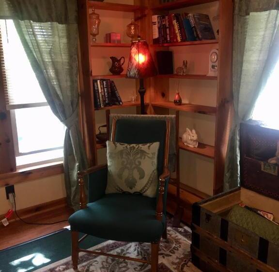 Номер Стандарт, Glass Magnolia Bed & Breakfast