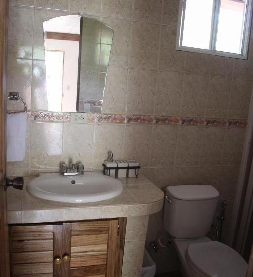 غرفة كلاسيكية ثلاثية, Hospedaje Yarisnori
