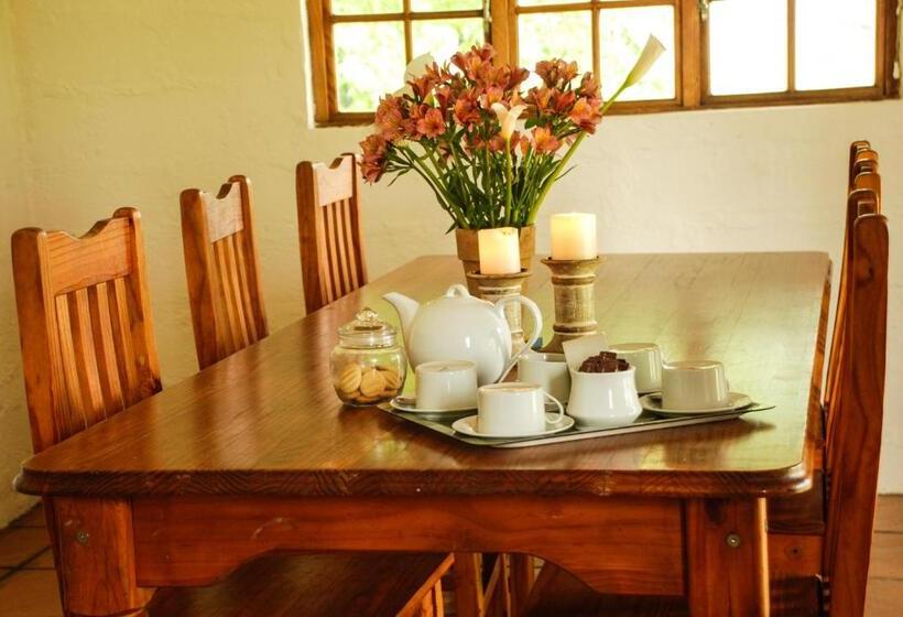 Хижина, Beverley Country Cottages