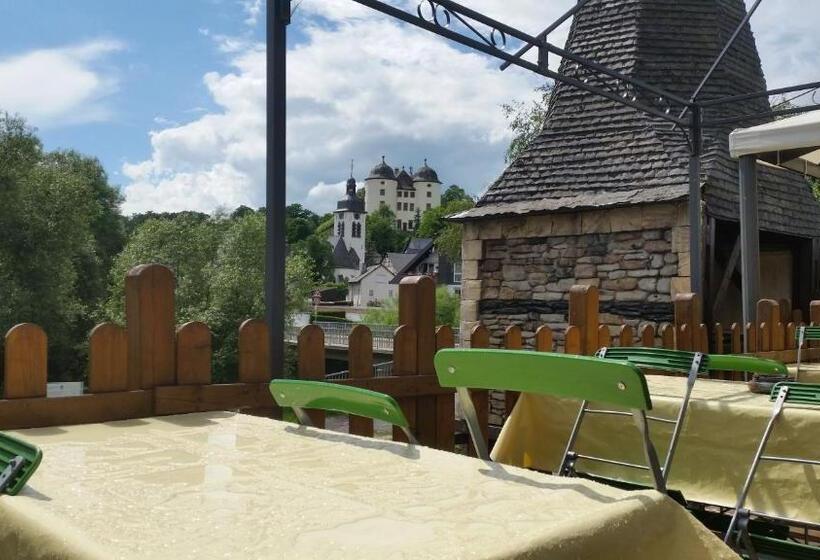 Номер Стандарт, Gemündener Hof