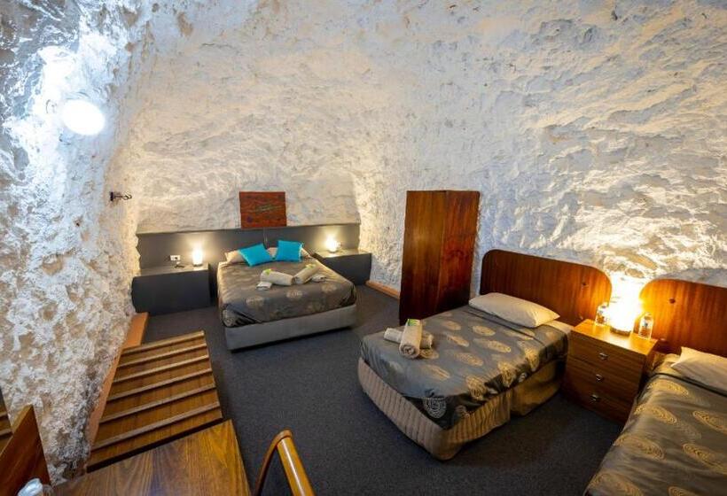 ファミリールーム, White Cliffs Underground Motel