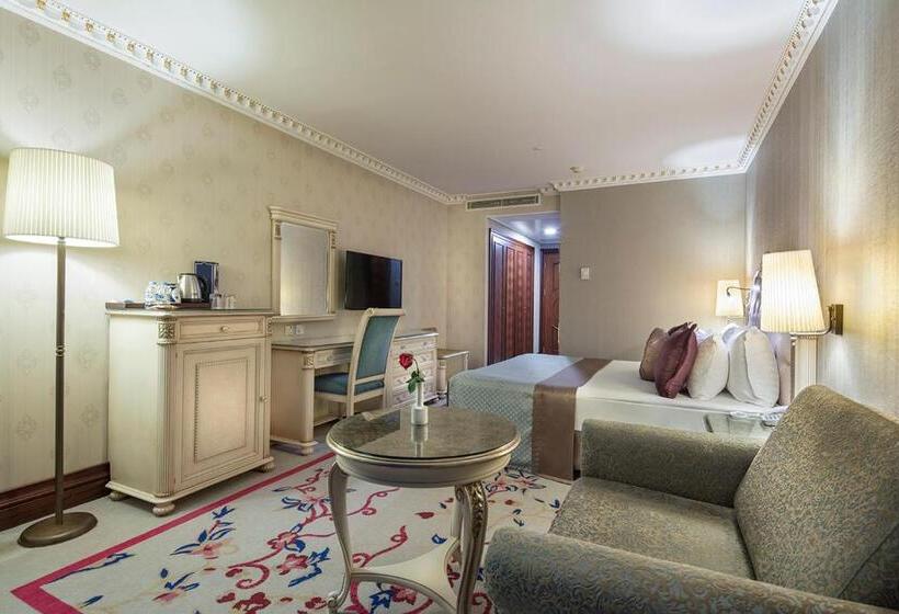 Номер Deluxe Вид на Море, Merit Crystal Cove Hotel Casino & Spa
