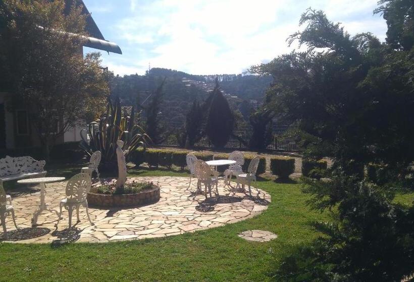 اتاق لوکس سه تخته, Pousada Valle Do Luar   Campos Do Jordao