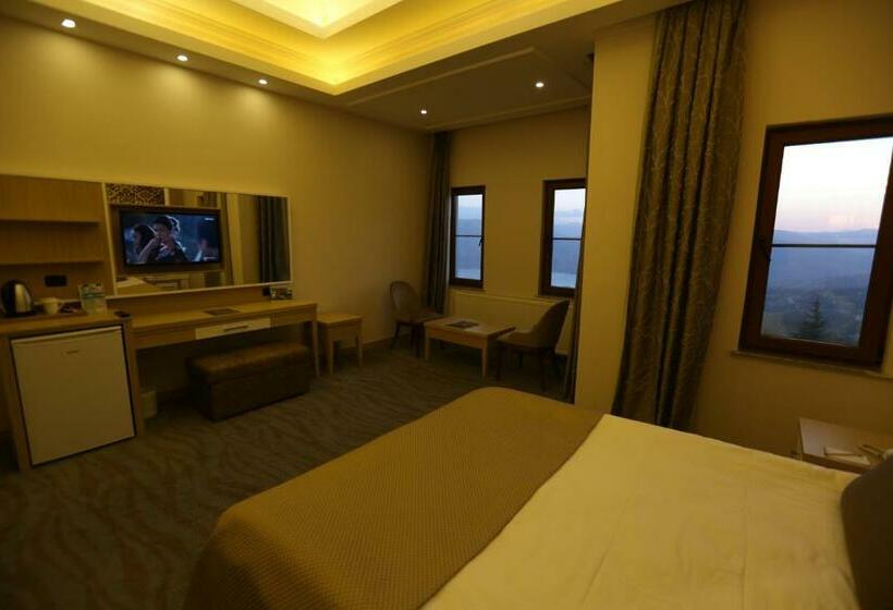 Suite with lake view, Selcuklu Otel   Special Class