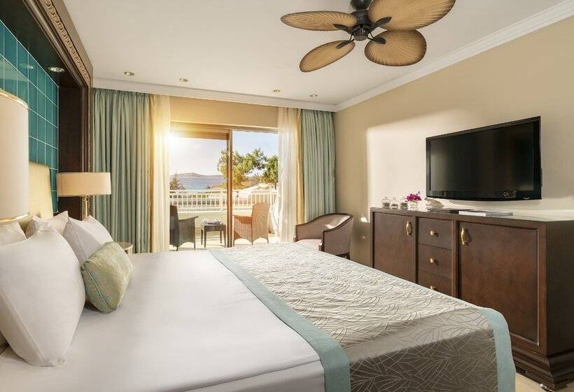 اتاق پرمیوم با چشم‌انداز دریا, Rixos Premium Bodrum