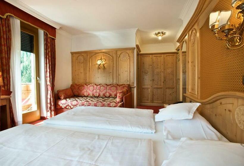 Трехместный Номер Стандарт с Балконом, B&b Garni Serena