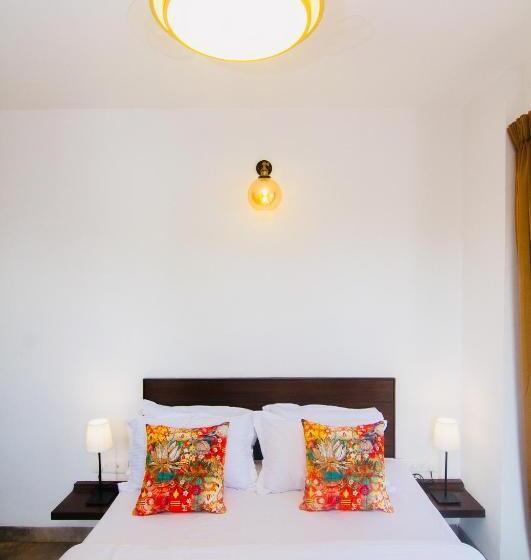 デラックスファミリールーム, Half Hotel, Calangute