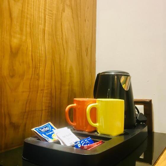 エコノミーシングルルーム, Half Hotel, Calangute