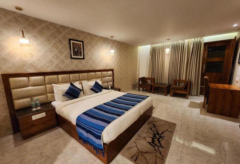 발코니 디럭스 룸, Golden Fern Resort