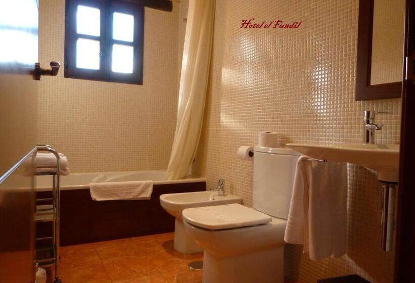 Семейный Номер Классика, Rural El Fundil