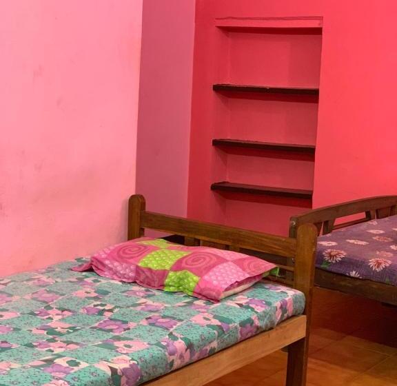 디럭스 룸, Guru Guest House