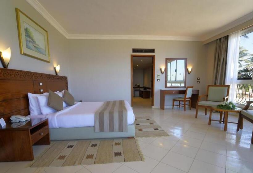 סוויטת ג'וניור נוף לים, Regina Resort And Aqua Park Hurghada
