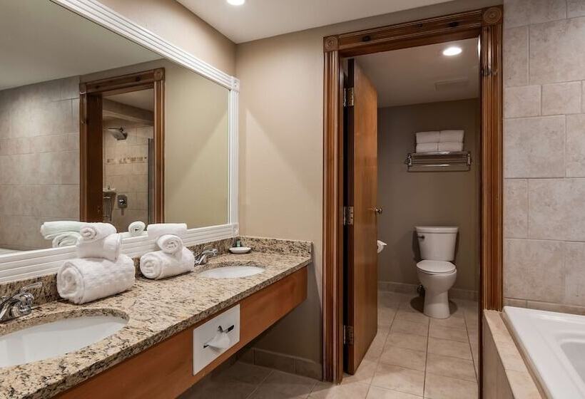 Люкс с гидромассажем, Best Western Greenfield Inn