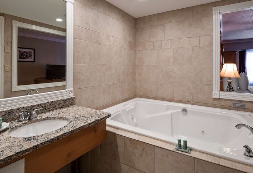 Люкс с гидромассажем, Best Western Greenfield Inn