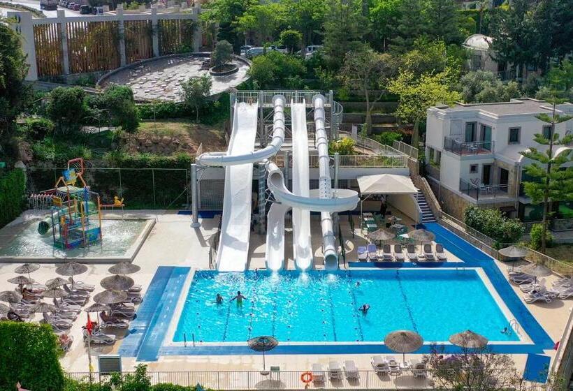 اتاق استاندارد با چشم‌انداز استخر, Duja Bodrum