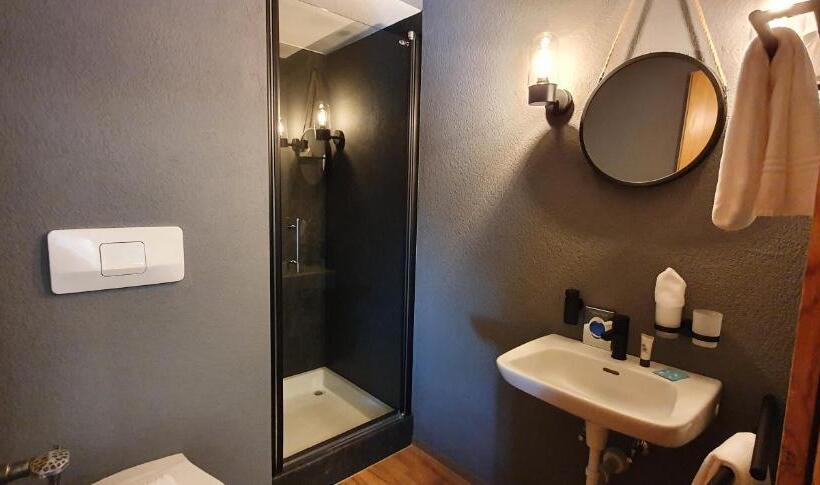 Номер Стандарт, Schorta S Hotel Alvetern