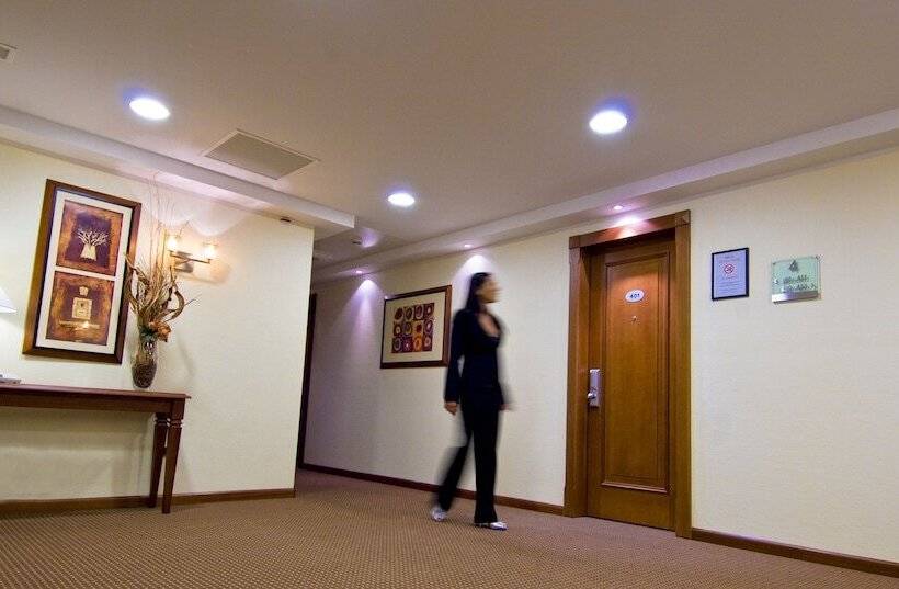 Номер Стандарт, Holiday Inn Cagliari, An Ihg