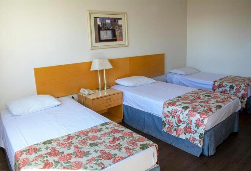 اتاق استاندارد سه نفره, Dan Inn Sao Jose Dos Campos