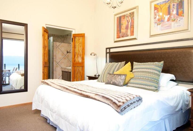 Номер Deluxe Вид на Озеро, Overmeer Guest House