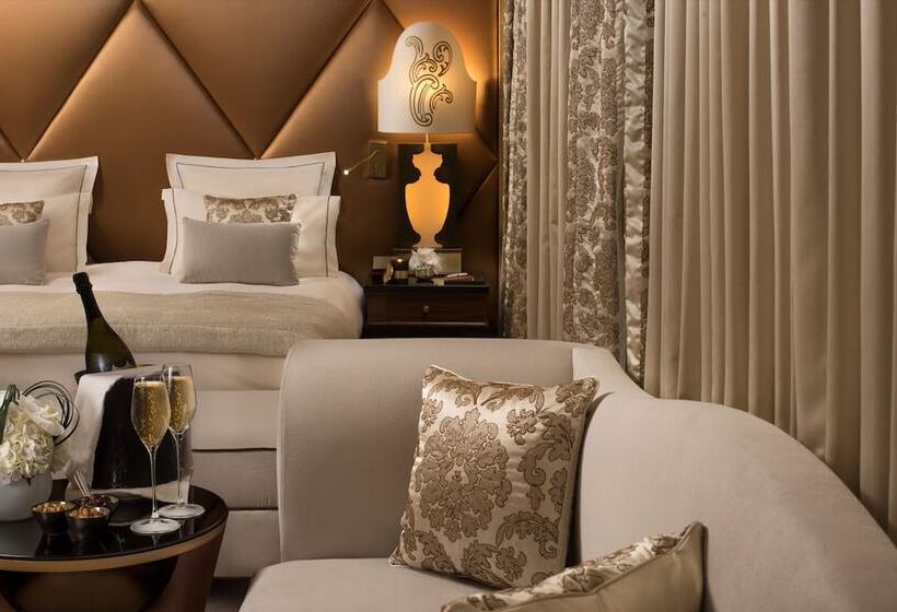 سوییت پرستیژ, Hôtel Barrière Fouquet S Paris