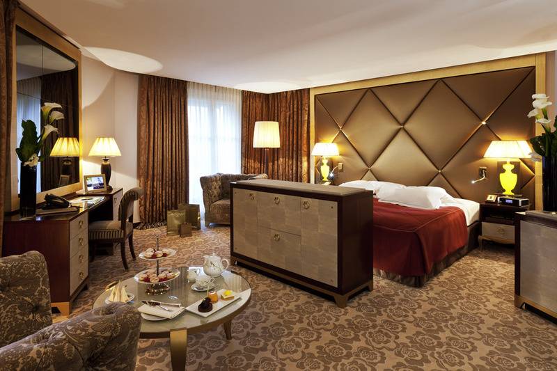 سوییت جونیور لوکس, Hôtel Barrière Fouquet S Paris