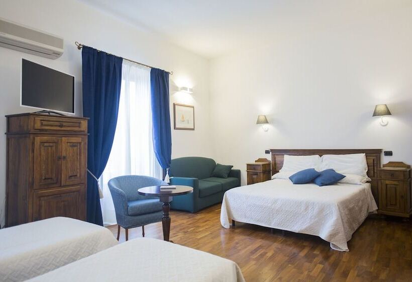Номер Deluxe с Видом, La Piazzetta