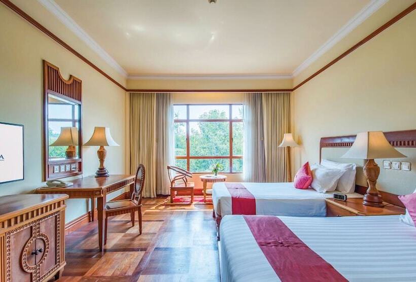 Номер Deluxe Вид на Город, Sokha Angkor Resort