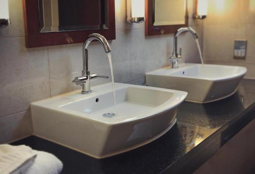 سوئیت پنت هاوس, The Quay Hotel And Spa