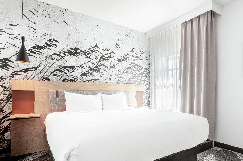 سوئیت با تخت بزرگ, Doubletree By Hilton Quebec Resort