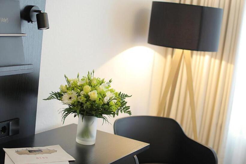 Номер Комфорт, Victor S Residenz Hotel München