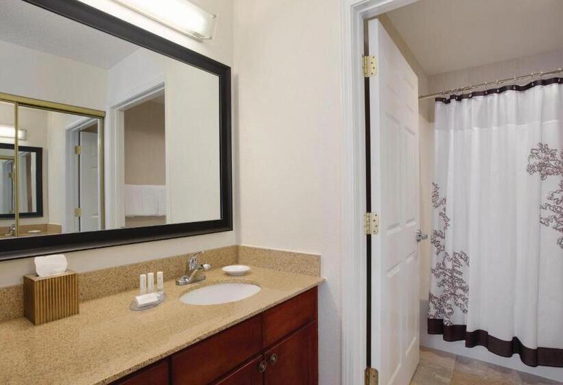 إستوديو قياسى سرير كينج, Residence Inn Joplin