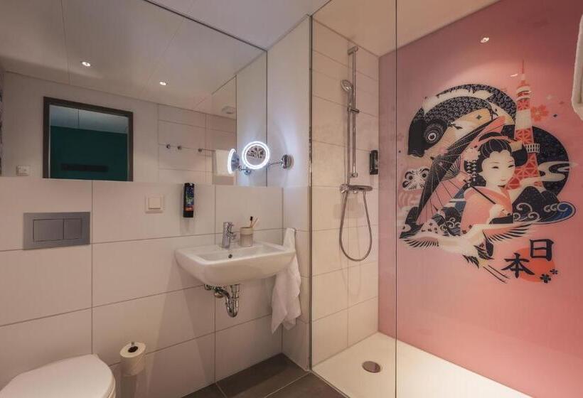 اتاق استاندارد, Holiday Inn   The Niu Tab Dusseldorf Main Station, An Ihg