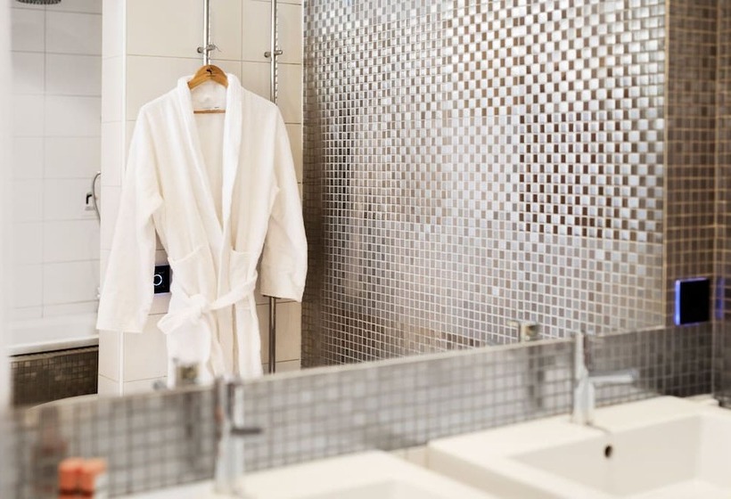 سوییت, Profilhotels Savoy