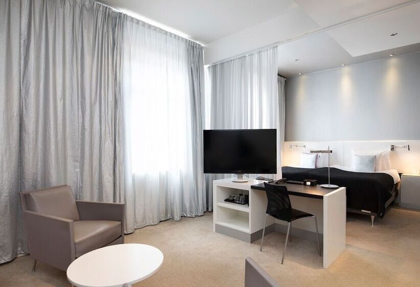 سوییت, Profilhotels Savoy