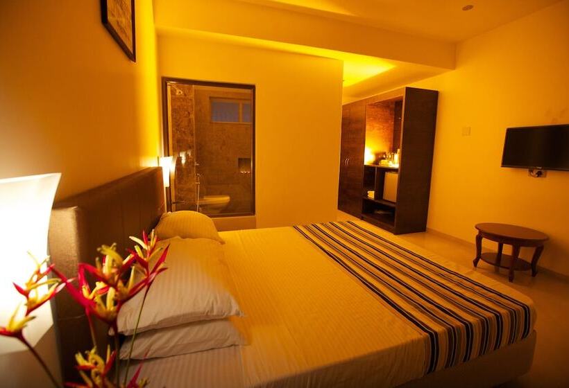 اتاق لوکس با چشمانداز دریا, Longuinhos Beach Resort