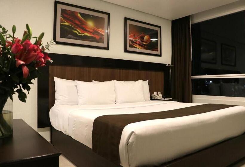 キングサイズベッドのデラックスルーム, Hotel & Suites PF