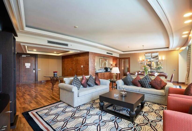 سوئیت پرزیدنت, Calista Luxury Resort