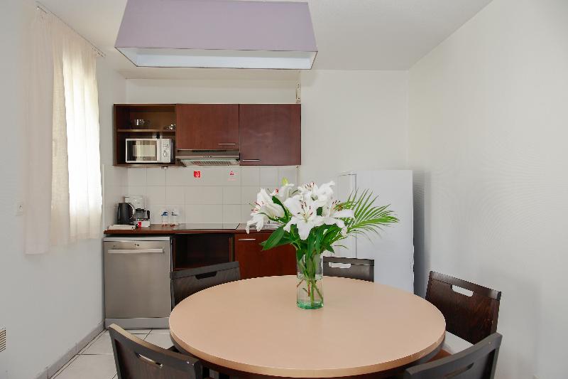 Апартаменты 2 Спальни, Appart City Classic Toulouse Colomiers