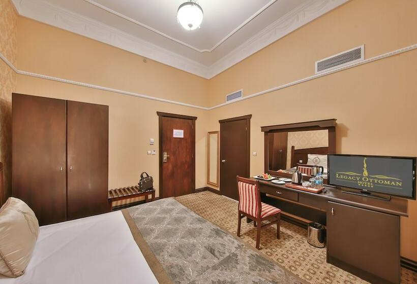 Standard Room King Size Bed, Legacy Ottoman