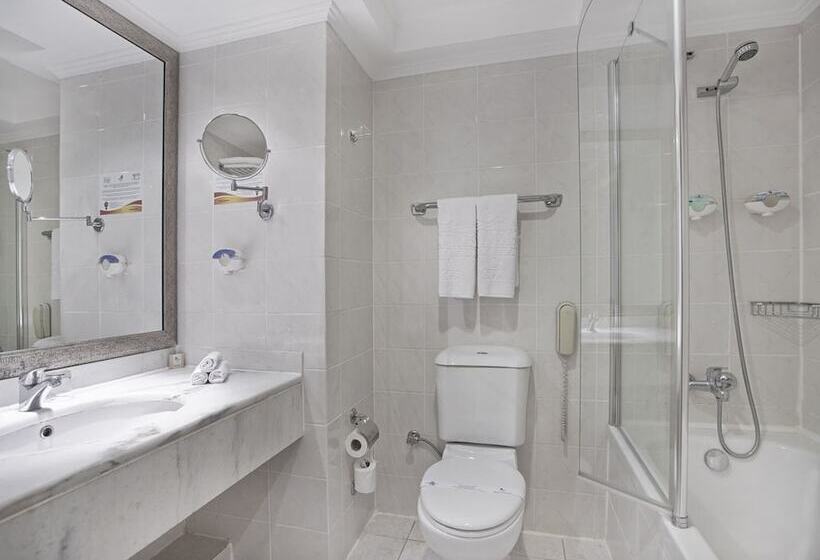 اتاق استاندارد با چشم‌انداز دریا, Sunrise Resort