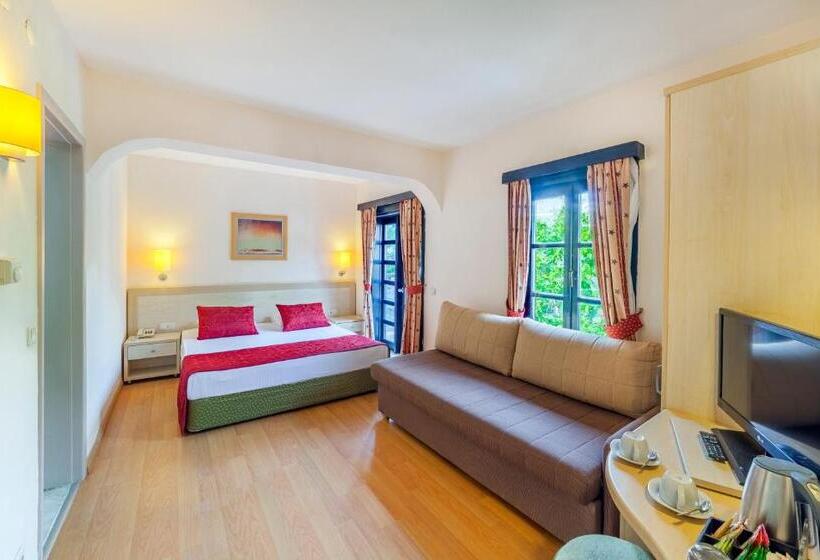 اتاق کلاب, Sunrise Resort