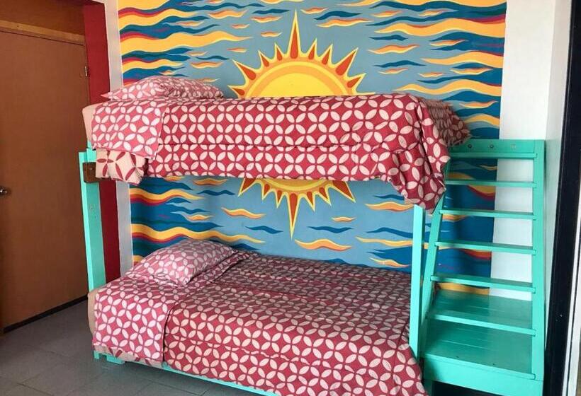 Четырехместный Номер Стандарт Вид на Море, Surf House Chicama