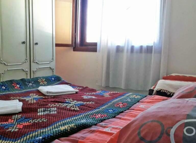اتاق استاندارد, Old Guest House 1964