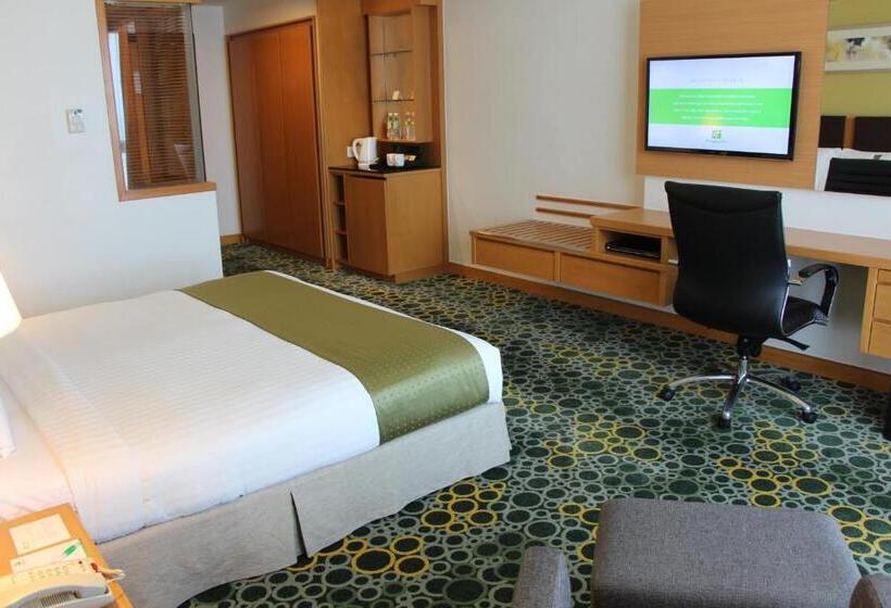 Camera Standard Letto Queen, Holiday Inn Melaka By Ihg